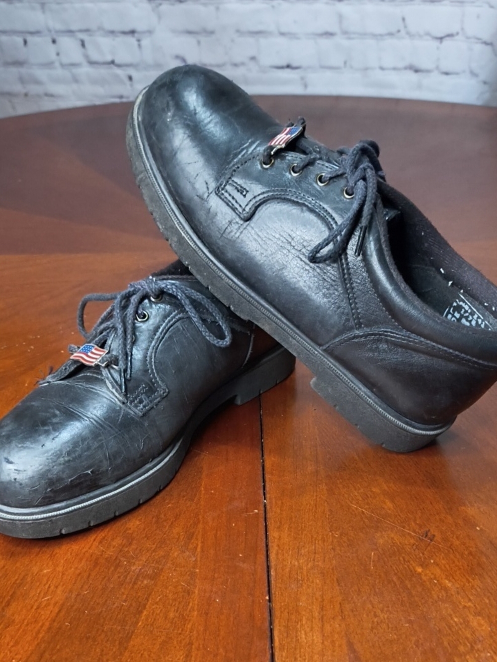 Red Wing Shoes Black Leather Oxfords with American Flag Lace Tabs Size 6 AX